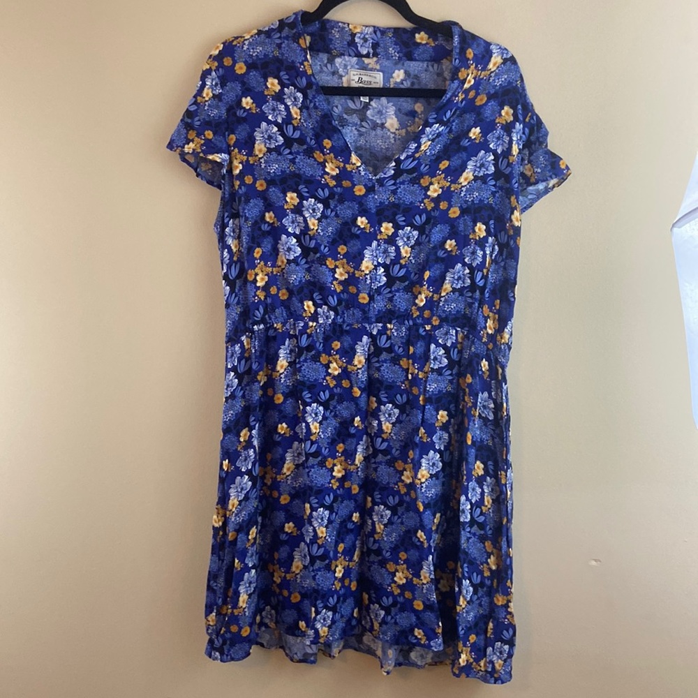 g.h. bass & co XL blue floral dress